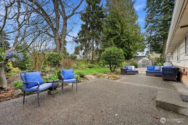 1312 N 171st Street, Shoreline, WA 98133