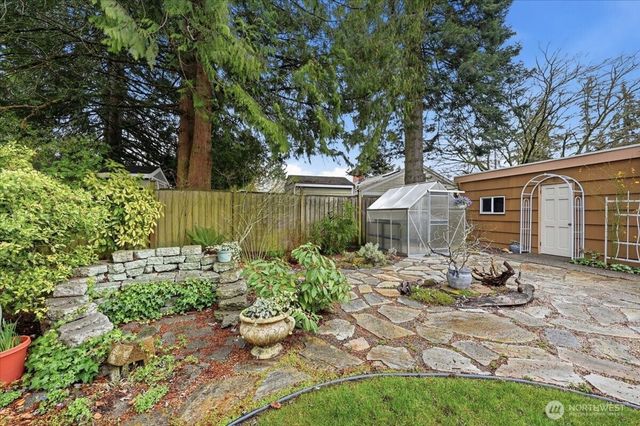 1312 N 171st Street, Shoreline, WA 98133