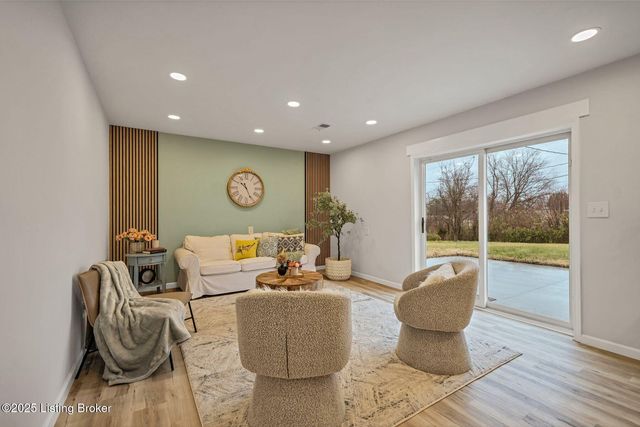 1601 Birch Ct, Radcliff, KY 40160