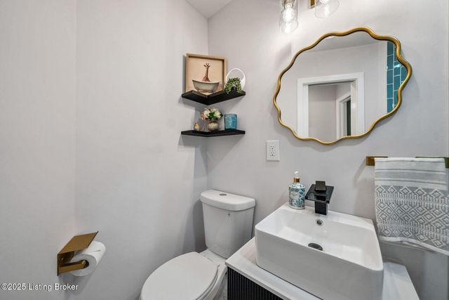 1601 Birch Ct, Radcliff, KY 40160