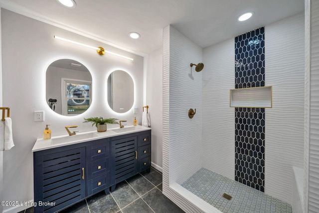 1601 Birch Ct, Radcliff, KY 40160