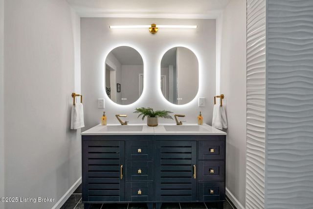 1601 Birch Ct, Radcliff, KY 40160