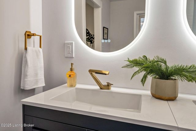 1601 Birch Ct, Radcliff, KY 40160