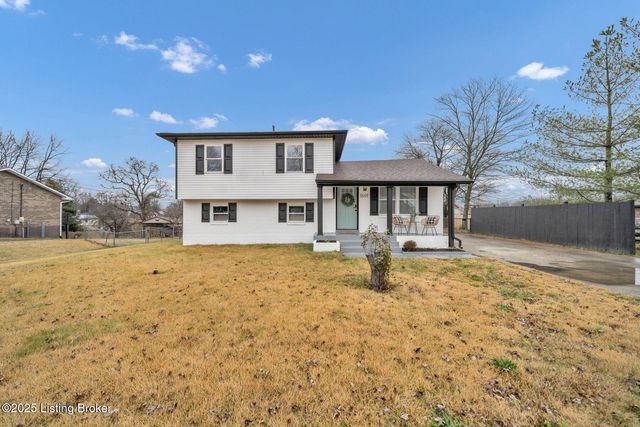 1601 Birch Ct, Radcliff, KY 40160