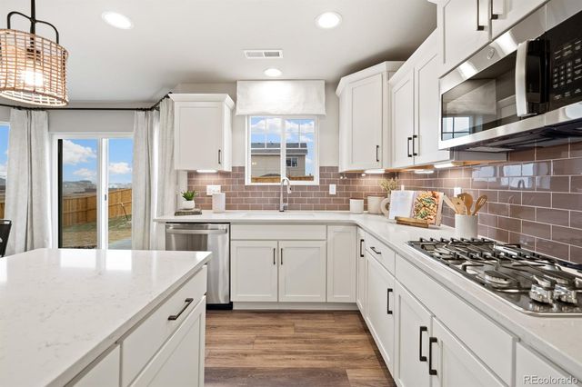 796 N Carrie Court, Watkins, CO 80137