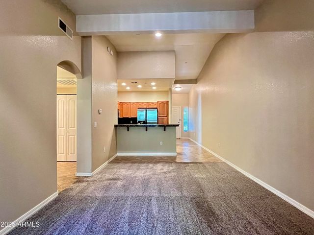 1351 N PLEASANT Drive 2057, Chandler, AZ 85225