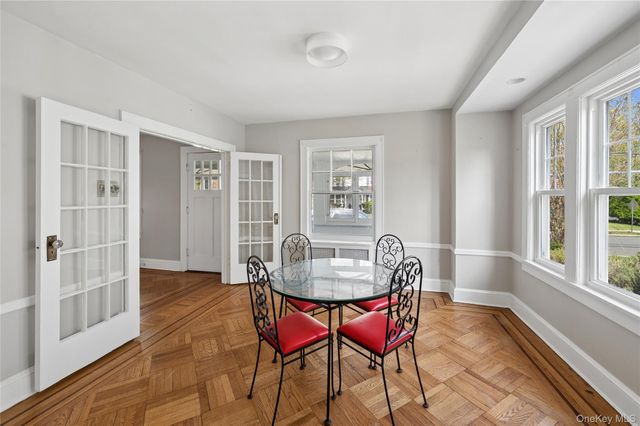 101 Harvard Avenue, Rockville Centre, NY 11570