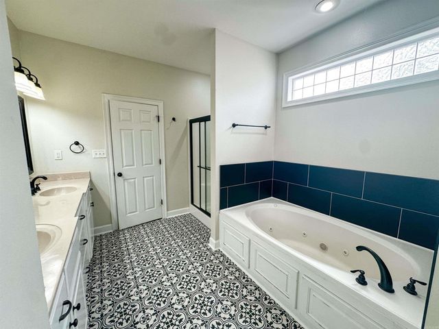 134 Mary Irene, Searcy, AR 72143