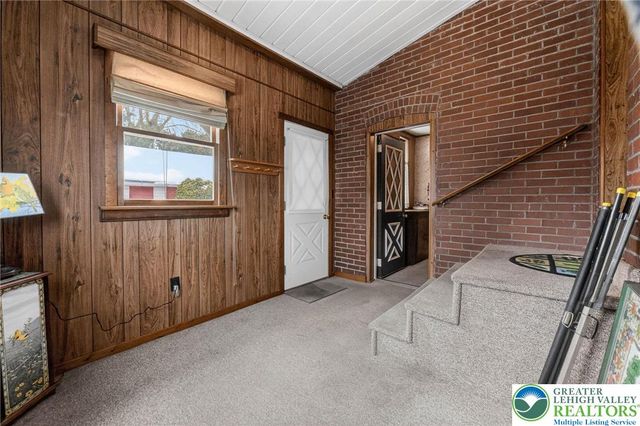 324 Limestone Street, Catasauqua Boro, PA 18032