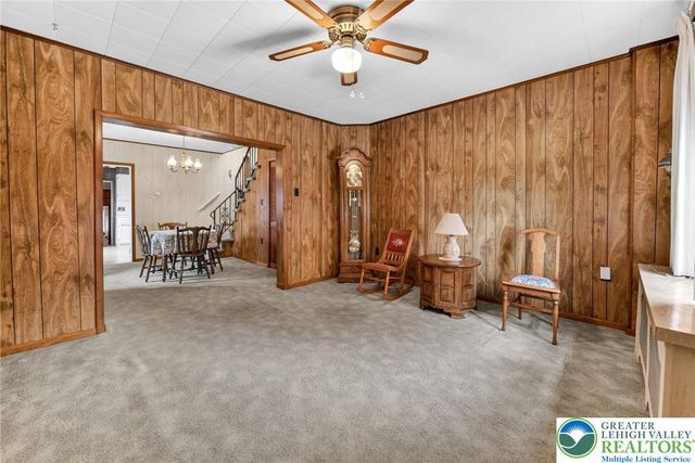 324 Limestone Street, Catasauqua Boro, PA 18032