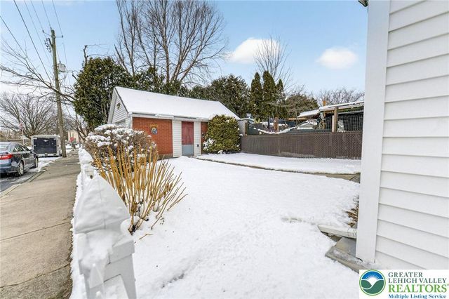 324 Limestone Street, Catasauqua Boro, PA 18032