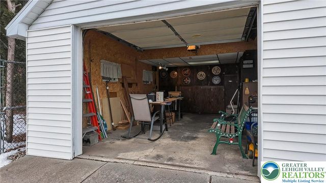 324 Limestone Street, Catasauqua Boro, PA 18032