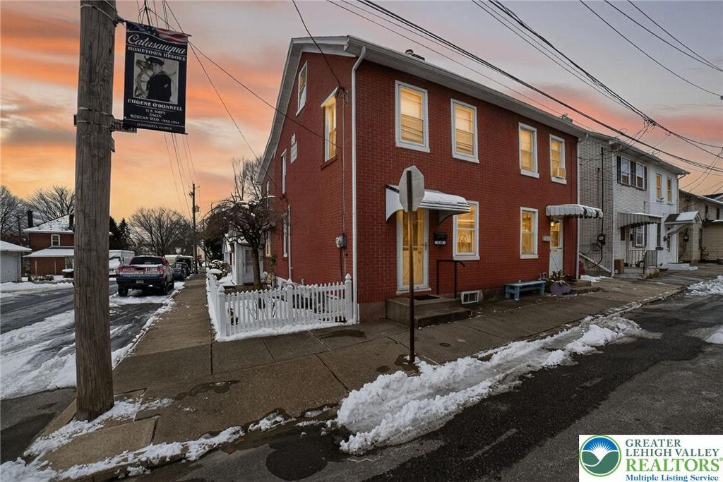 324 Limestone Street, Catasauqua Boro, PA 18032