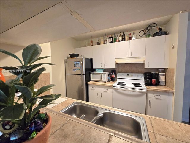 1715 Village Blvd 205, West Palm Beach, FL 33409