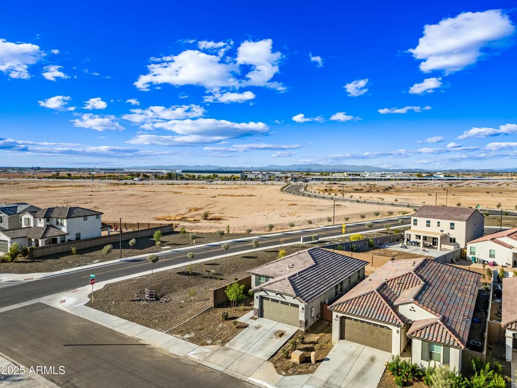 12472 W KALER Drive, Glendale, AZ 85307