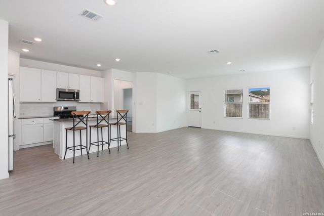 6063 Draw Loop, Bulverde, TX 78163