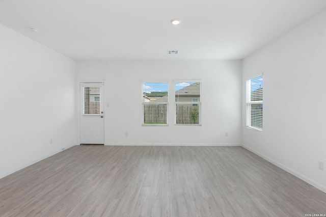 6063 Draw Loop, Bulverde, TX 78163