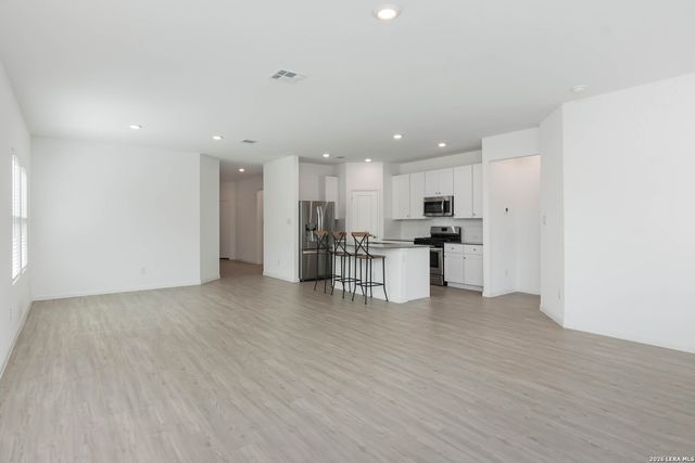 6063 Draw Loop, Bulverde, TX 78163