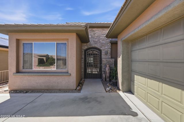 2109 W Escondido Canyon Drive, Green Valley, AZ 85622