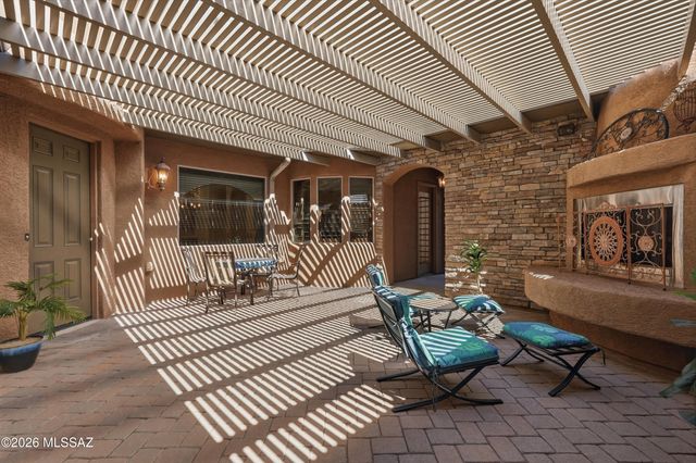 2109 W Escondido Canyon Drive, Green Valley, AZ 85622