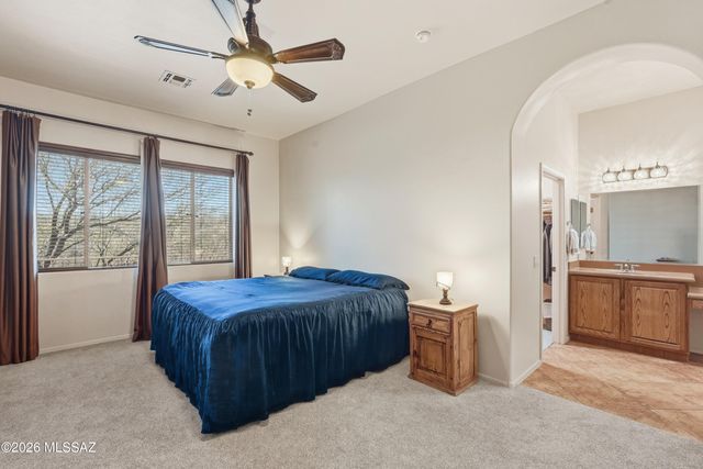 2109 W Escondido Canyon Drive, Green Valley, AZ 85622