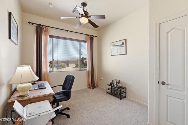 2109 W Escondido Canyon Drive, Green Valley, AZ 85622