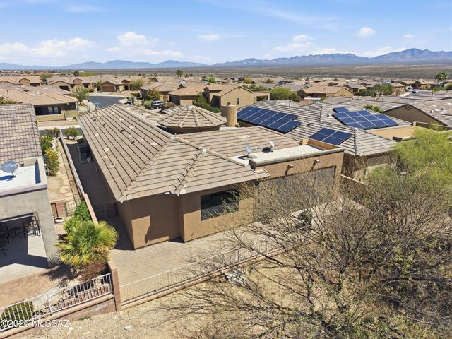 2109 W Escondido Canyon Drive, Green Valley, AZ 85622