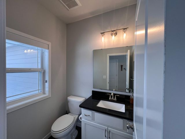 7123 148th Street W, Savage, MN 55378