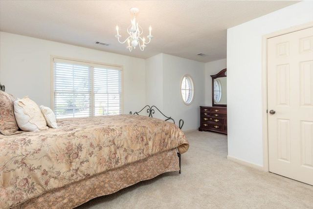 8923 RIVER KNOLL DR, Cordova, TN 38016