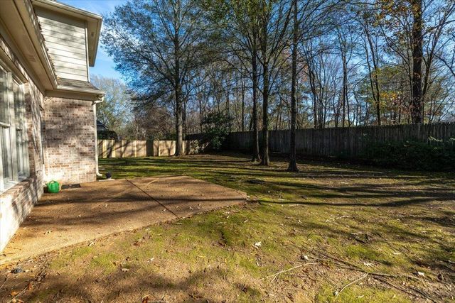 8923 RIVER KNOLL DR, Cordova, TN 38016