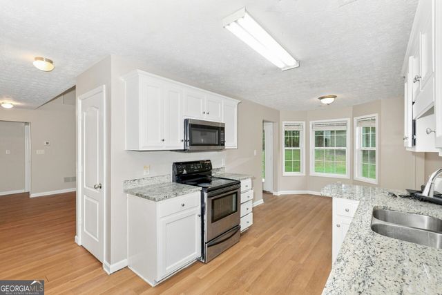 109 Dorsey Springs Drive, Hampton, GA 30228