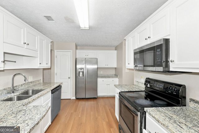 109 Dorsey Springs Drive, Hampton, GA 30228