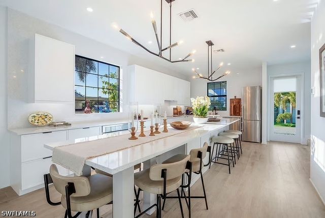 114 JEEPERS DR, Naples, FL 34112