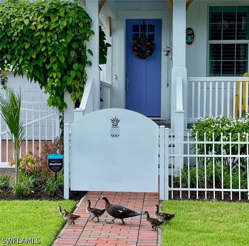 114 JEEPERS DR, Naples, FL 34112