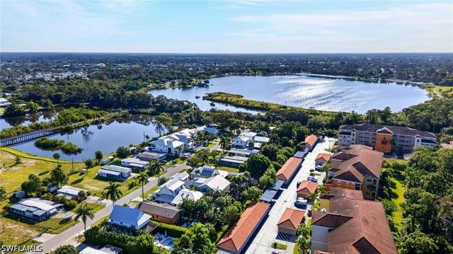 114 JEEPERS DR, Naples, FL 34112