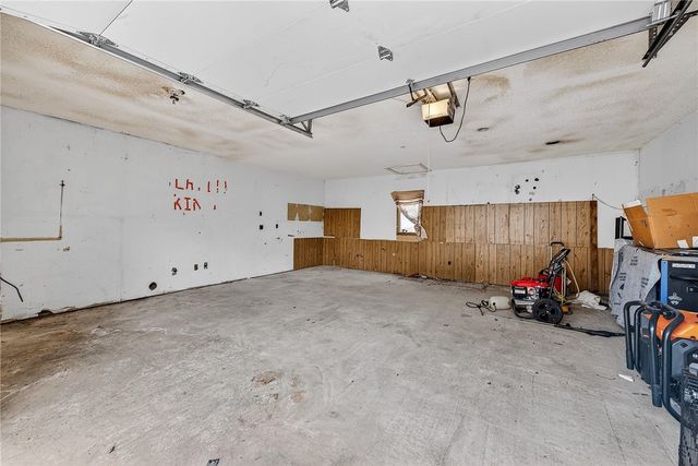406 W Olrich Street, Rogers, AR 72756