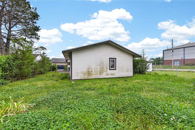 406 W Olrich Street, Rogers, AR 72756