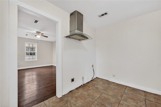 406 W Olrich Street, Rogers, AR 72756