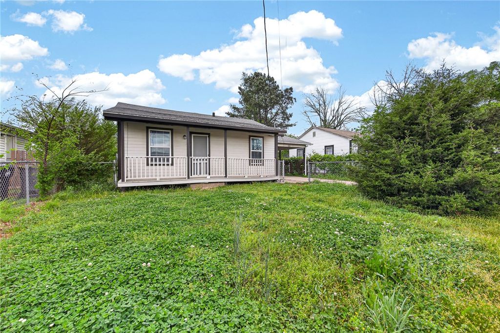 406 W Olrich Street, Rogers, AR 72756