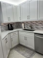 5851 Camino Del Sol 203, Boca Raton, FL 33433