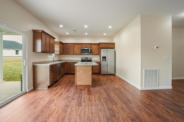 553 KNOLL Lane, Nancy, KY 42544