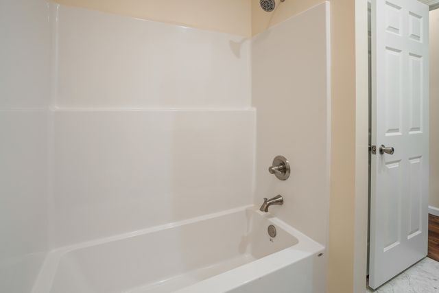 553 KNOLL Lane, Nancy, KY 42544