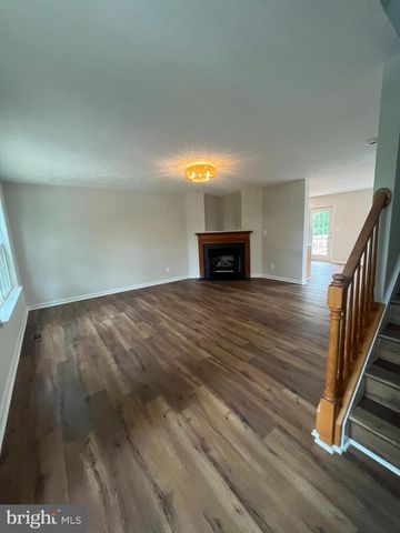 519 CLINT LN, Fredericksburg, VA 22405