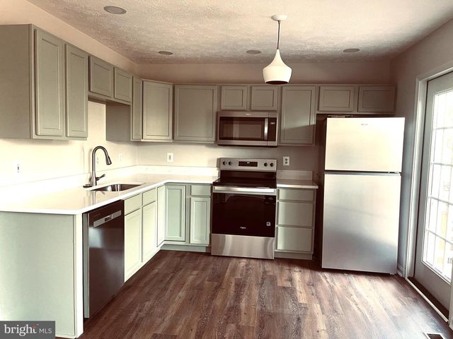 519 CLINT LN, Fredericksburg, VA 22405
