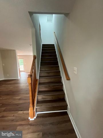 519 CLINT LN, Fredericksburg, VA 22405