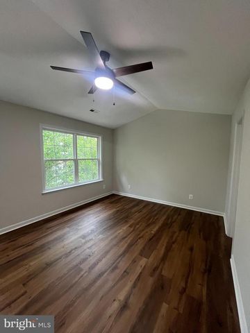 519 CLINT LN, Fredericksburg, VA 22405