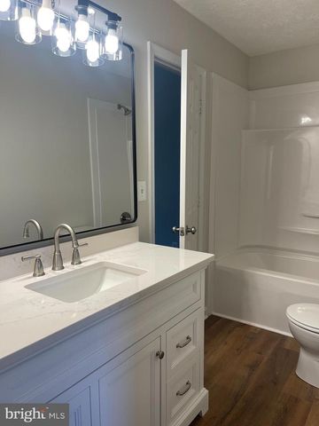 519 CLINT LN, Fredericksburg, VA 22405
