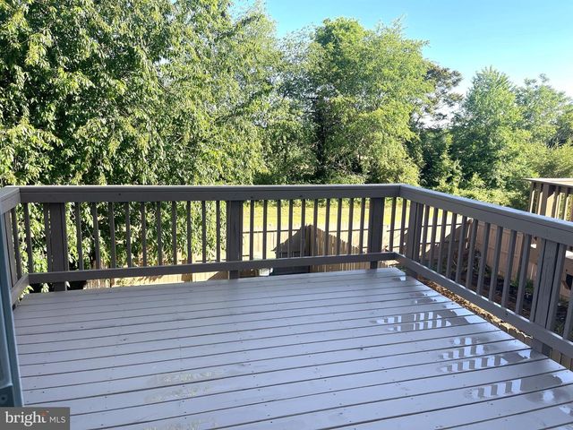 519 CLINT LN, Fredericksburg, VA 22405