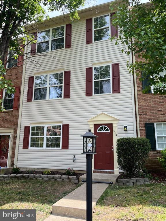 519 CLINT LN, Fredericksburg, VA 22405