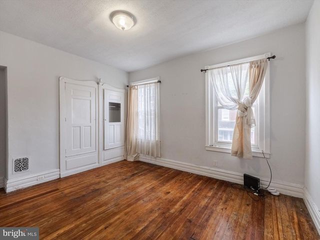 242 W BERKLEY, Philadelphia, PA 19144